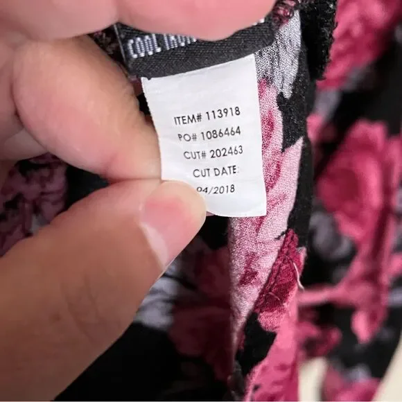 Torrid Black Floral Crepe Strappy Blouse Shirt Top with 3/4 Sleeves Size 2/2X - Picture 11 of 11